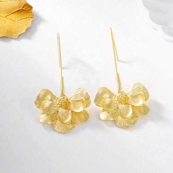 Zara Gold Floral Statement Earrings - Picture 2 of 5